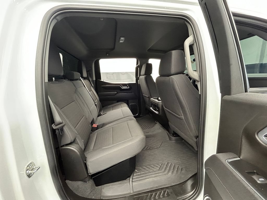 Used 2026 Chevrolet Silverado 1500 LT AWD/4WD image 20