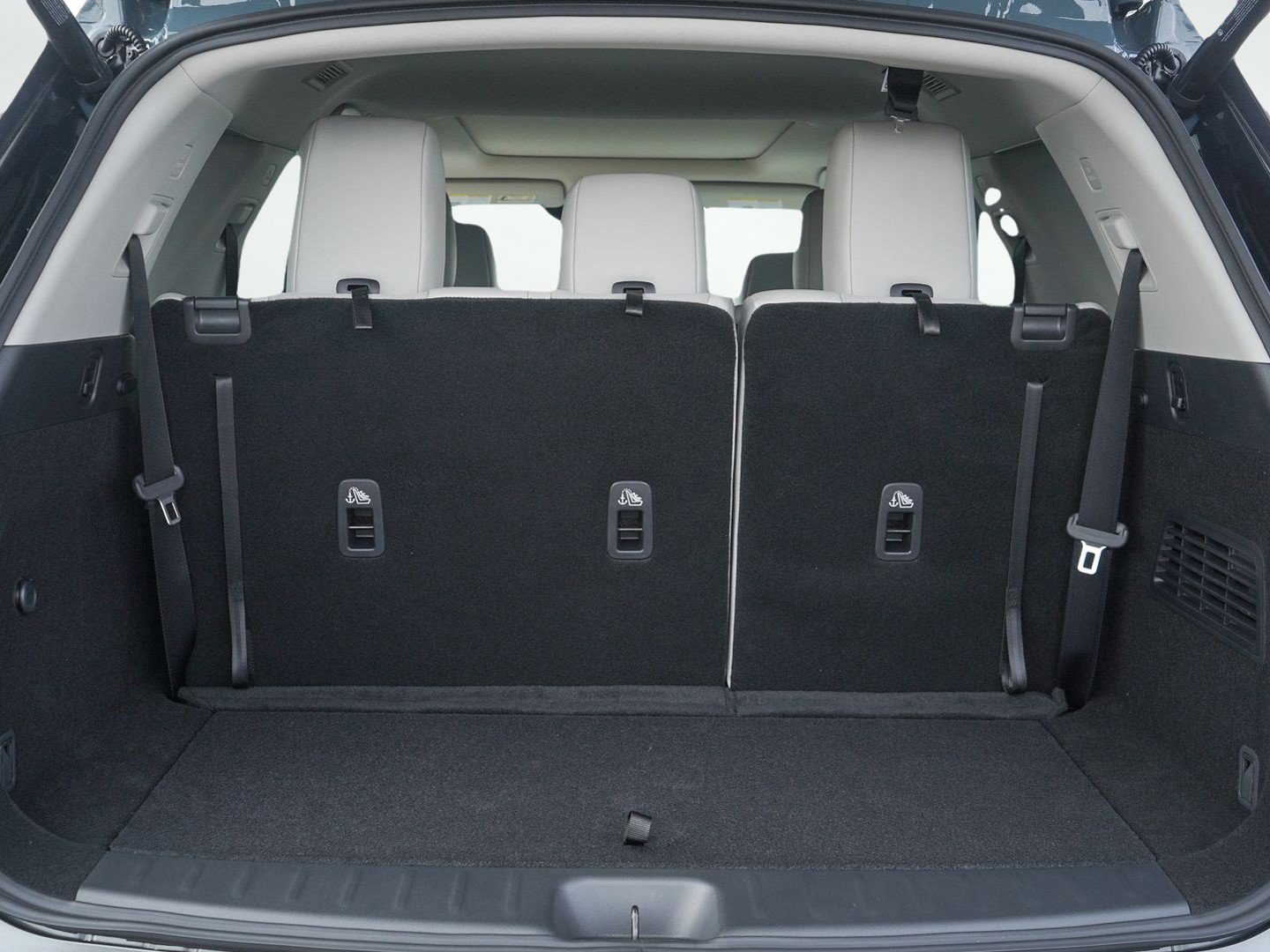 New 2026 Nissan Pathfinder SL w/ SL Premium Package AWD/4WD image 8