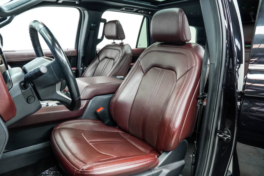 Used 2023 Ford Expedition Limited RWD image 16