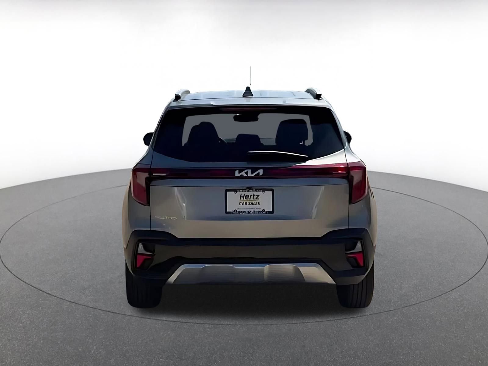 Used 2025 Kia Seltos S image 12