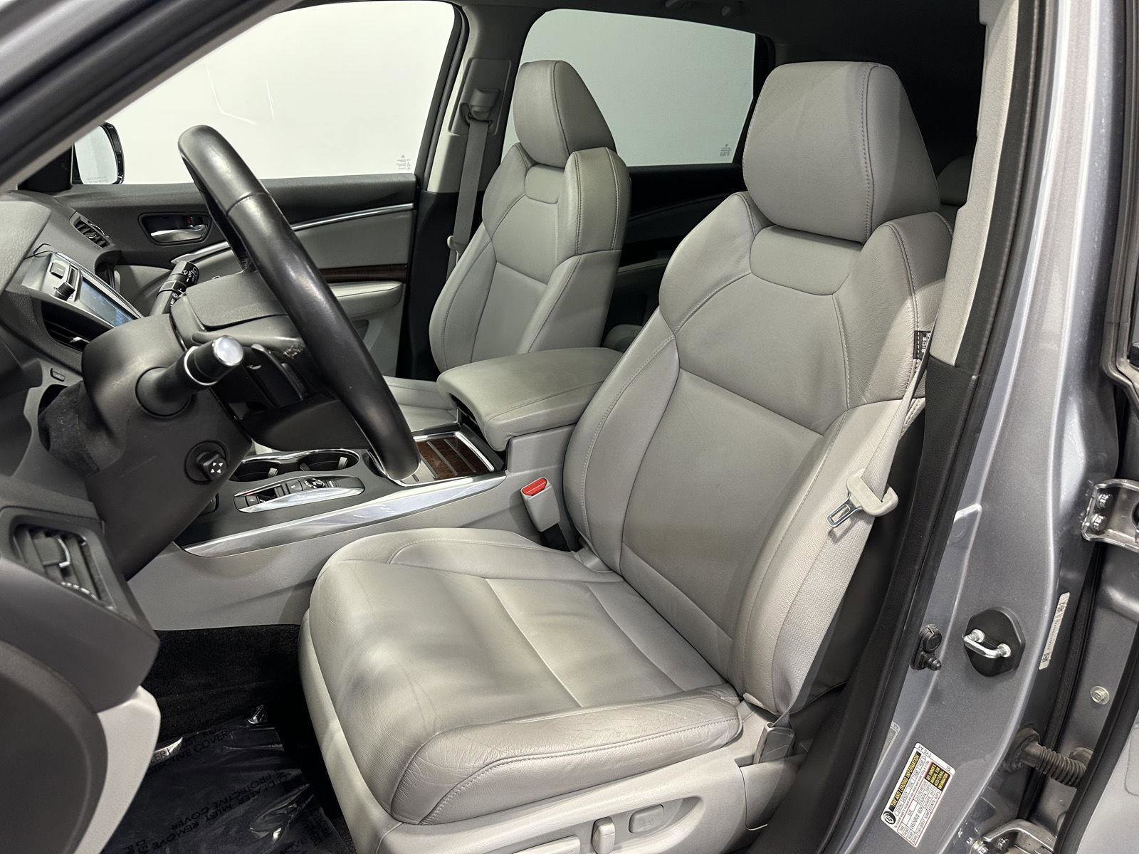 Used 2018 Acura MDX SH-AWD w/ Technology Package image 12