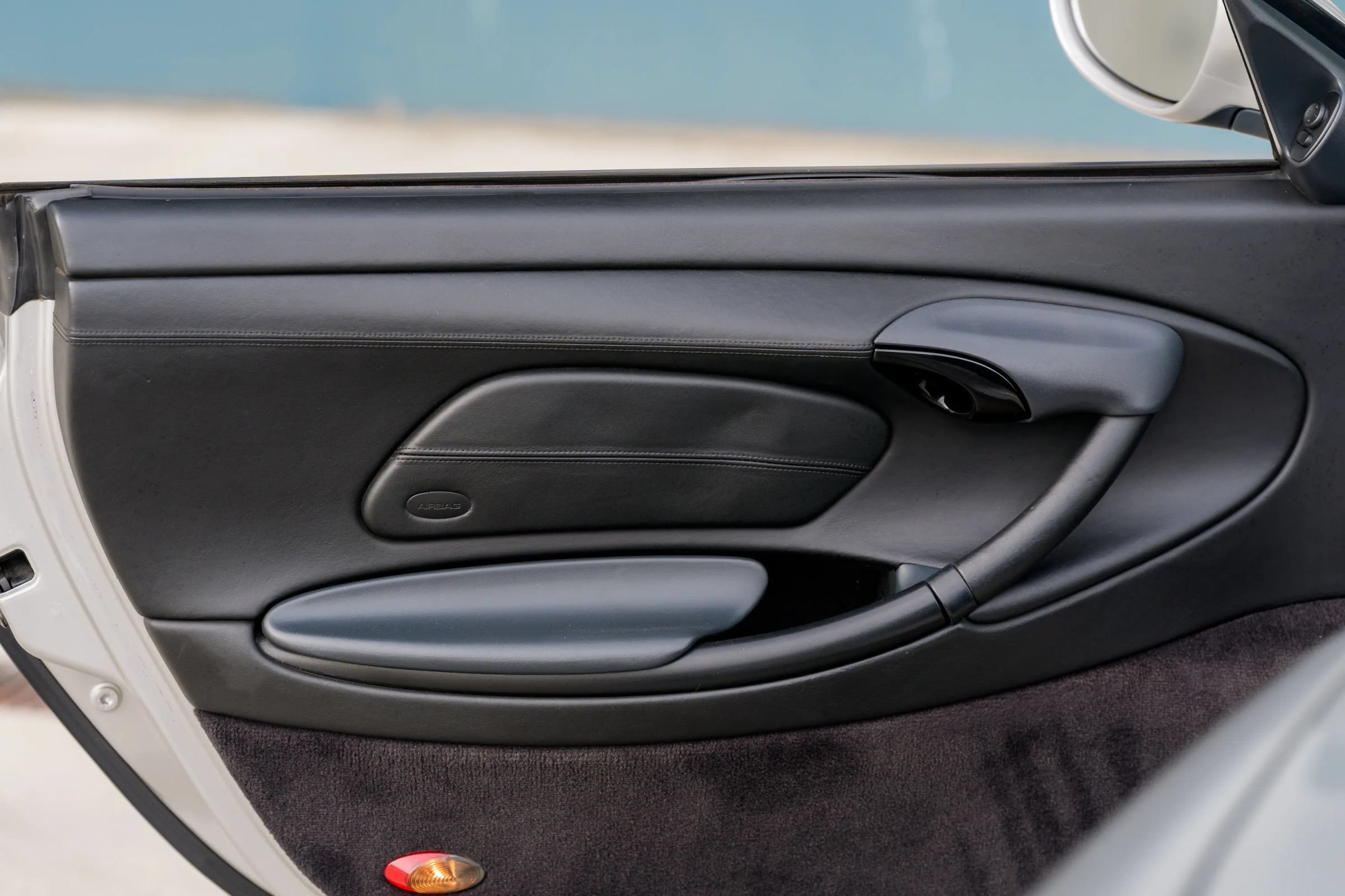 Used 1999 Porsche Boxster RWD image 8