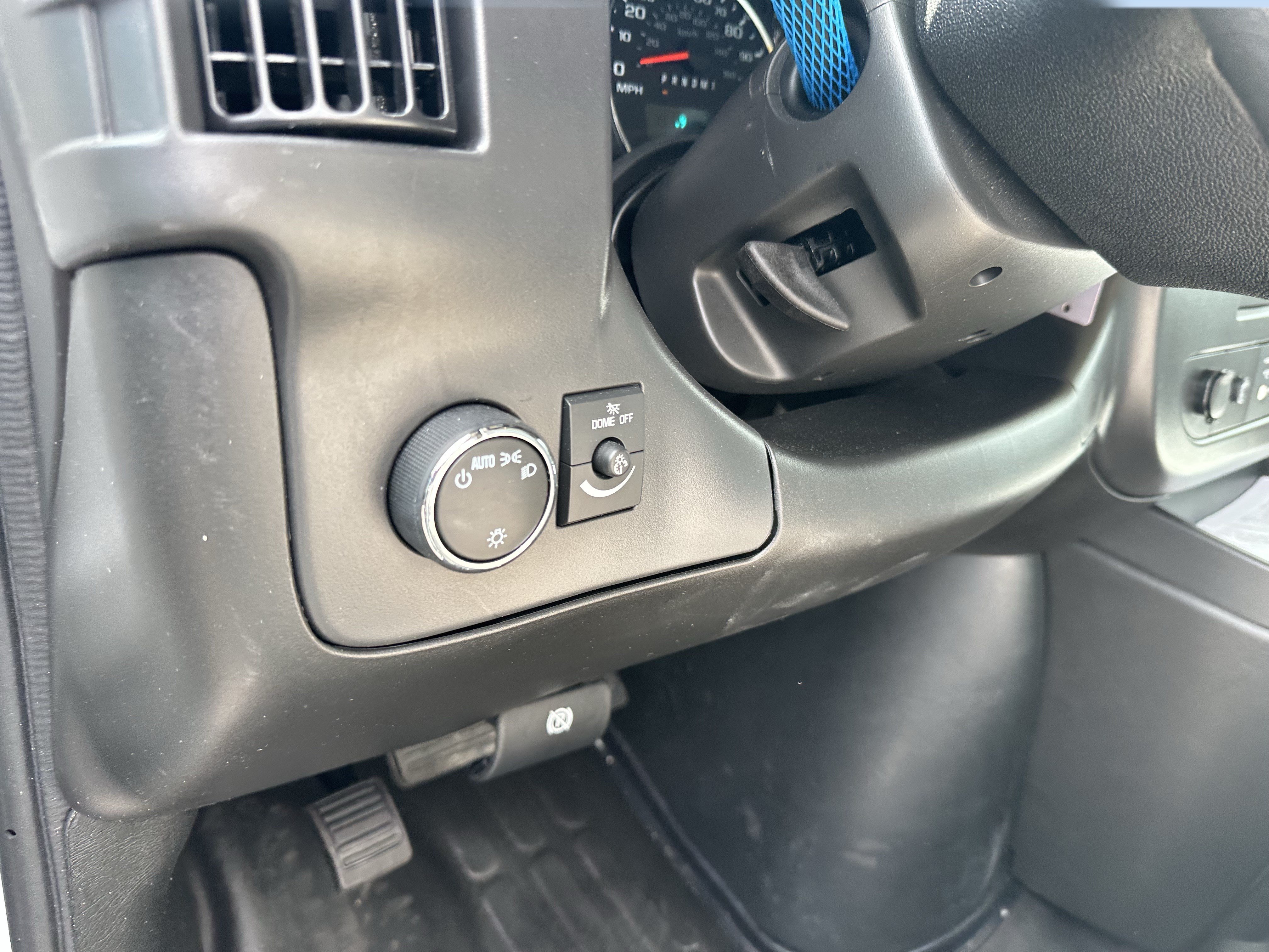 New 2026 Chevrolet Express 3500 w/ Power Convenience Package RWD image 8
