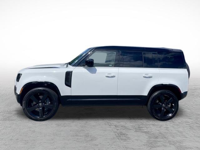 Certified 2025 Land Rover Defender 110 X-Dynamic SE AWD/4WD image 8