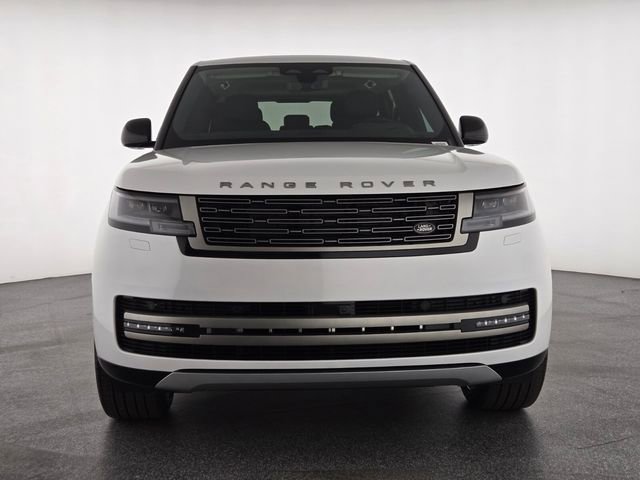 New 2026 Land Rover Range Rover Long Wheelbase SE AWD/4WD image 8