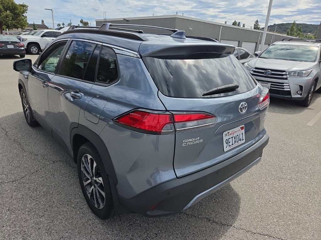 Certified 2023 Toyota Corolla Cross XLE w/ Convenience Package AWD/4WD image 3