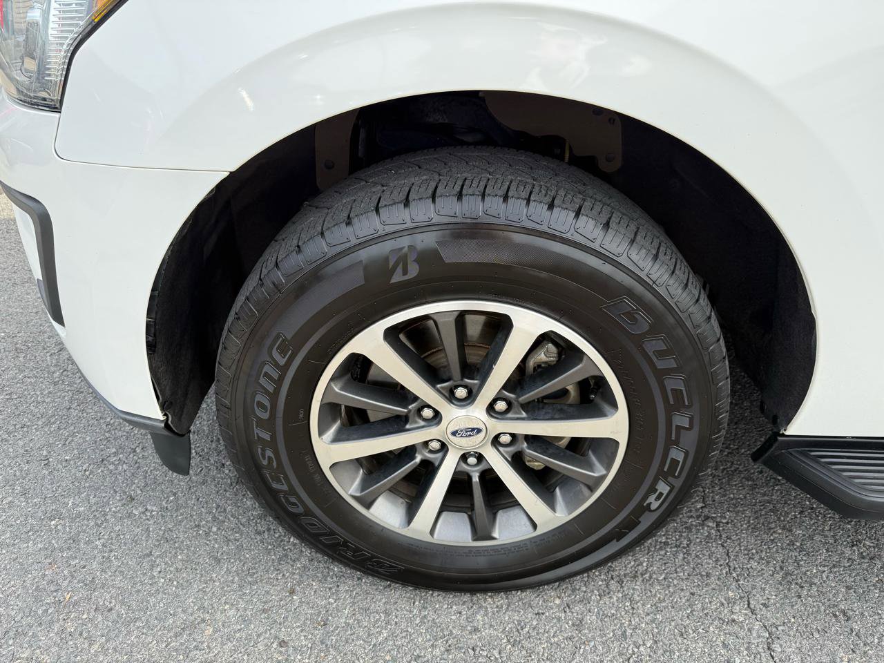 Used 2020 Ford Expedition Max XLT image 43