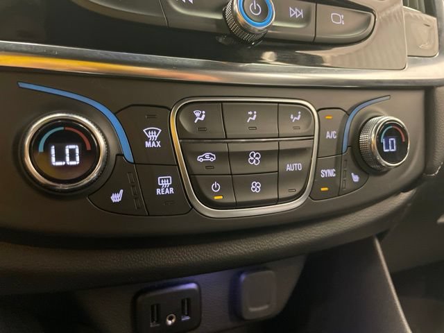 Used 2023 Chevrolet Traverse LT w/ LPO, Floor Liner Package AWD/4WD image 24