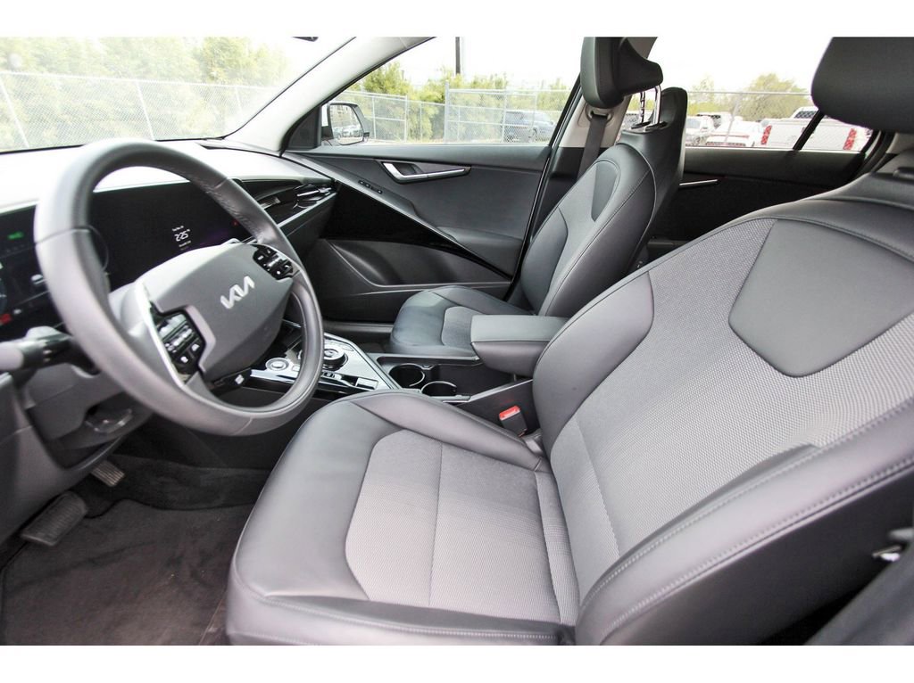 Used 2024 Kia Niro Wind image 15