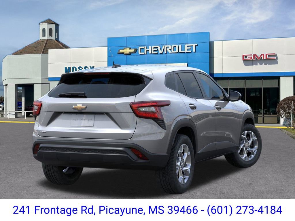 New 2026 Chevrolet Trax LS image 4