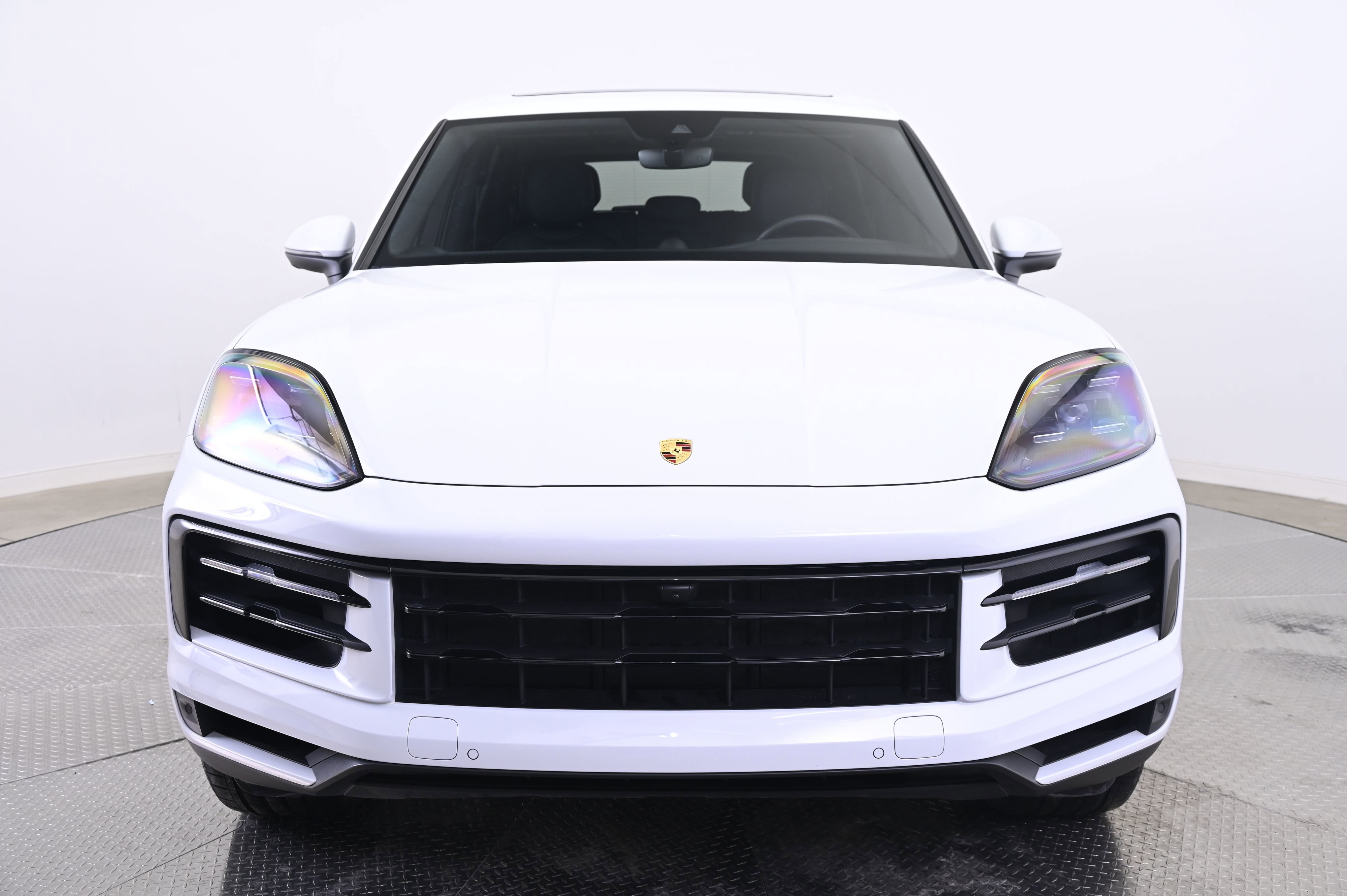Certified 2025 Porsche Cayenne E-Hybrid image 10