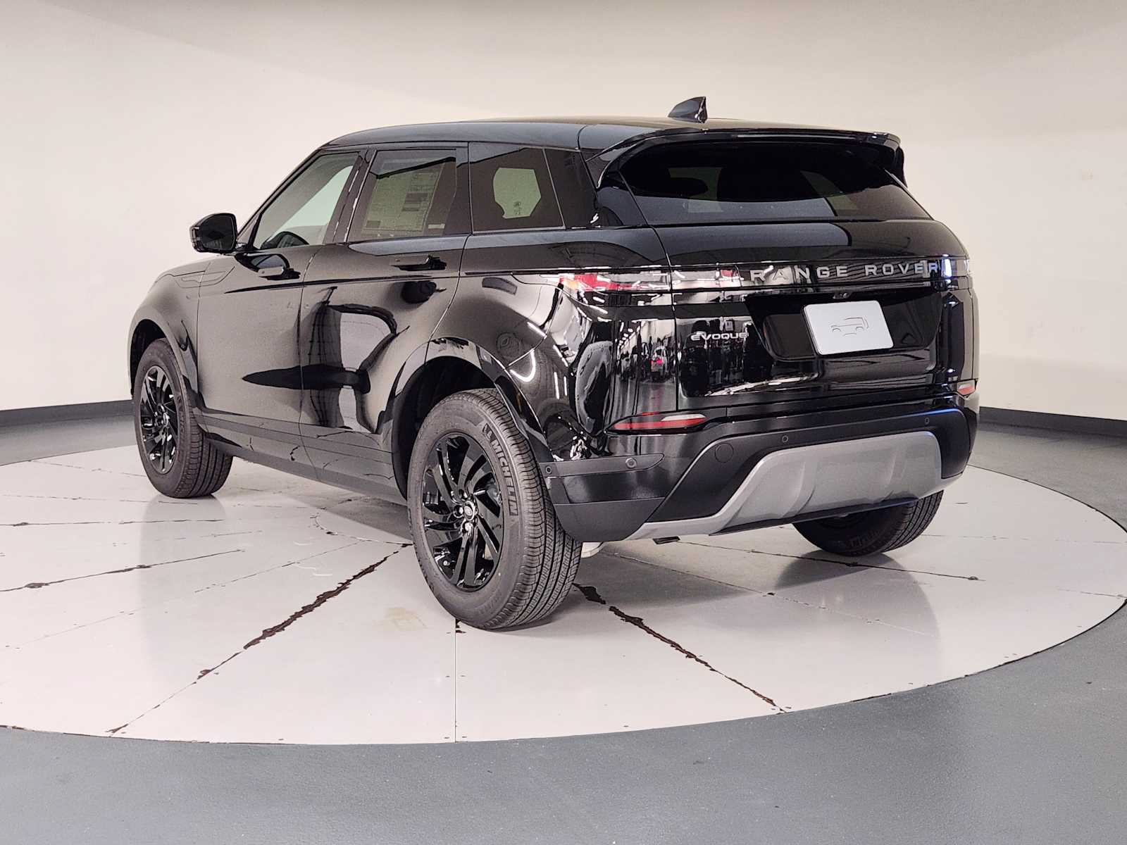 New 2026 Land Rover Range Rover Evoque S AWD/4WD image 6