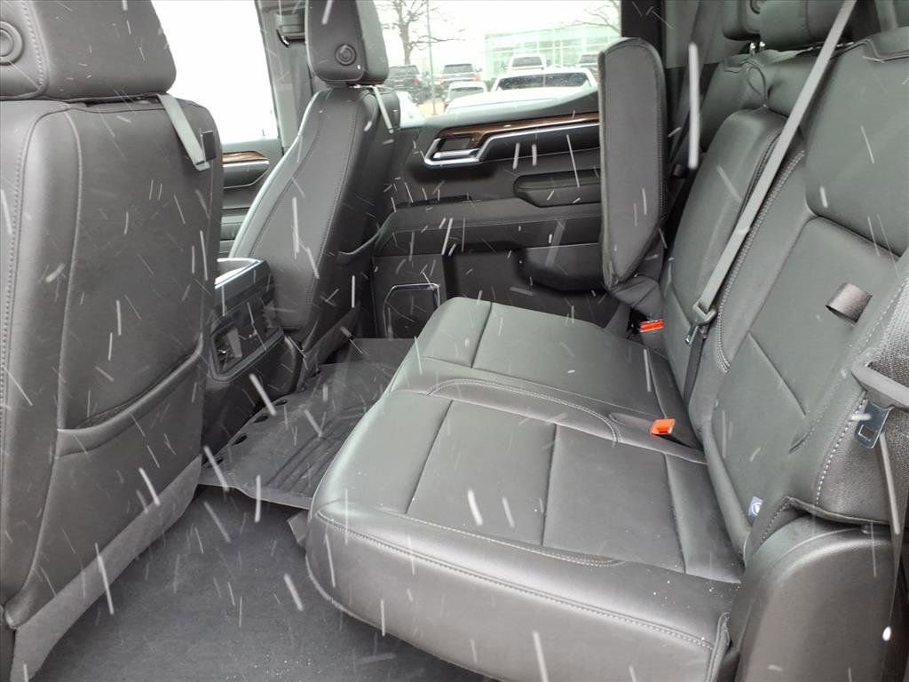 Used 2024 Chevrolet Silverado 1500 RST image 10