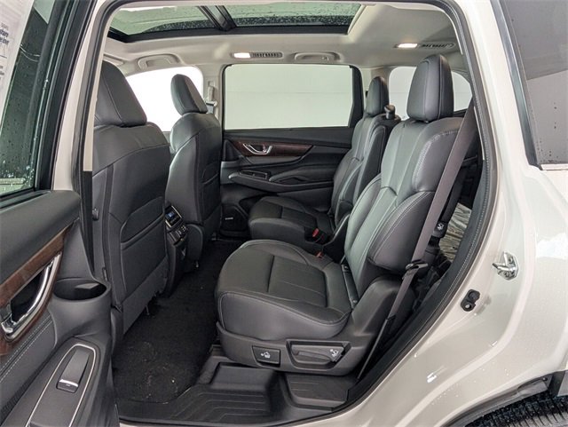 New 2025 Subaru Ascent Limited image 7