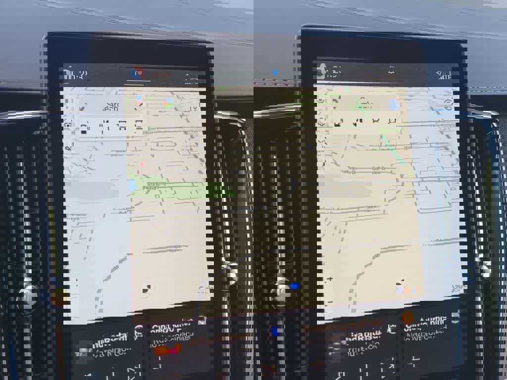 Certified 2026 Volvo XC90 B6 Plus w/ Protection Package Premier image 27