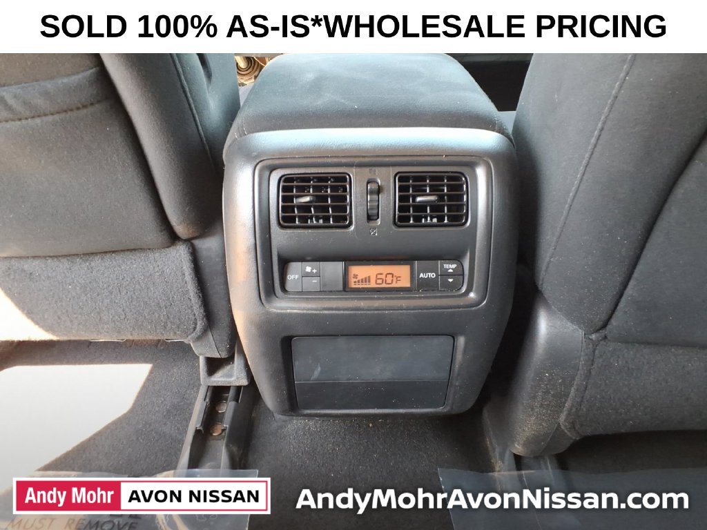 Used 2015 Nissan Pathfinder SV w/ Trailer Tow Package FWD image 38