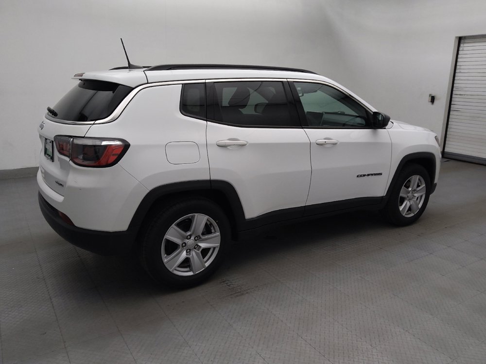 Used 2022 Jeep Compass Latitude FWD image 10