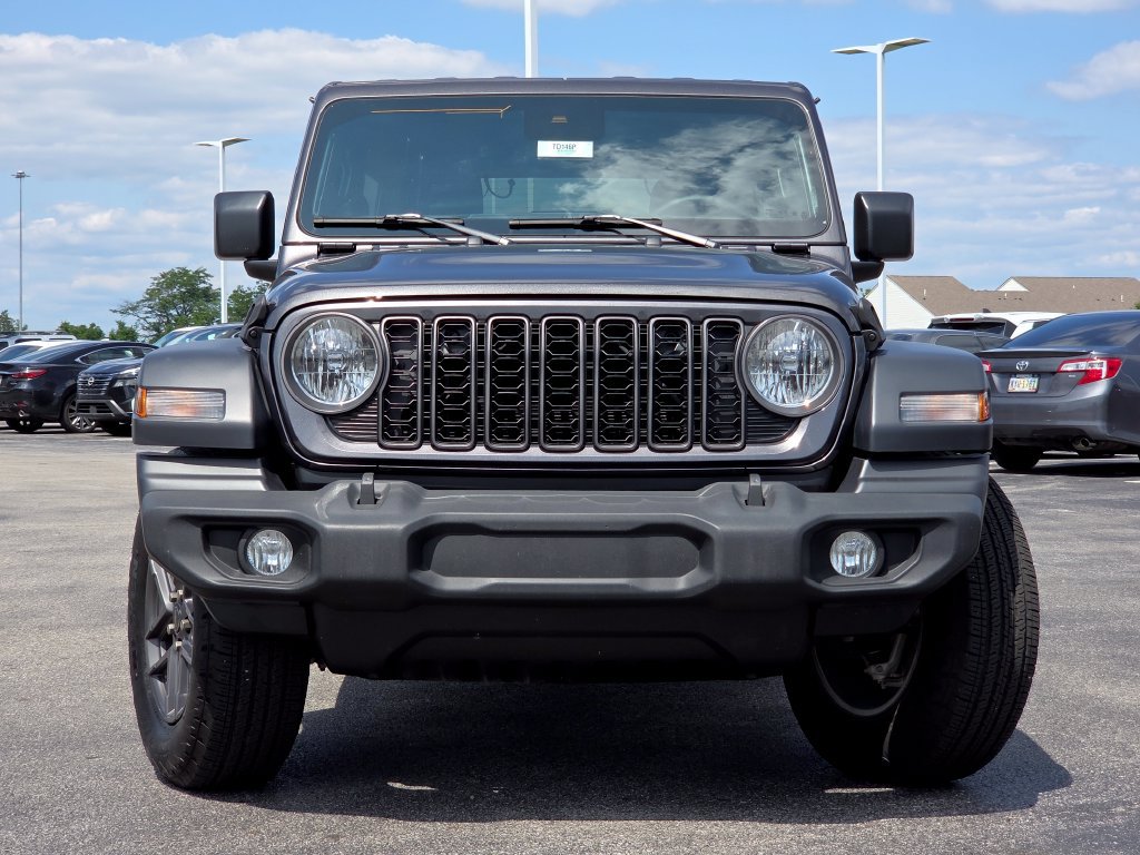 Used 2024 Jeep Wrangler Unlimited Sport AWD/4WD image 9