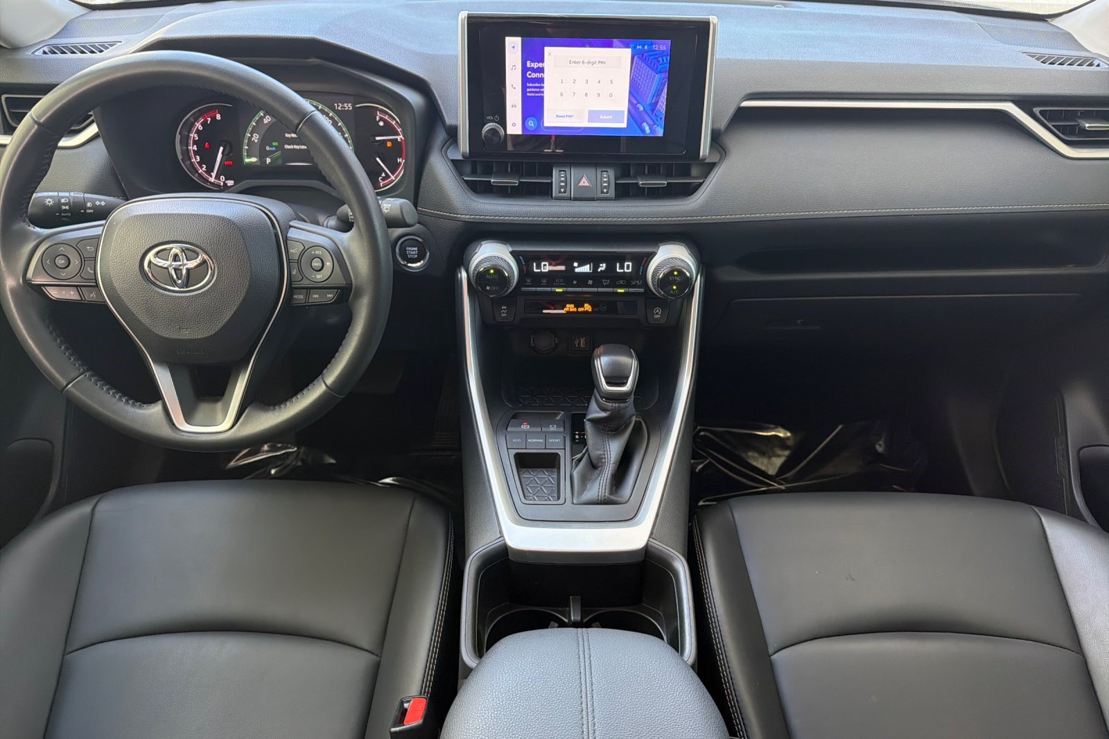 Used 2024 Toyota RAV4 XLE Premium FWD image 17