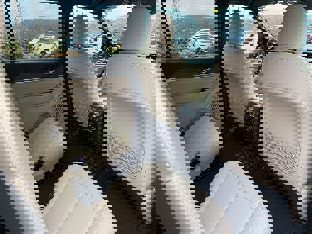 New 2026 Jeep Grand Cherokee L Limited image 28