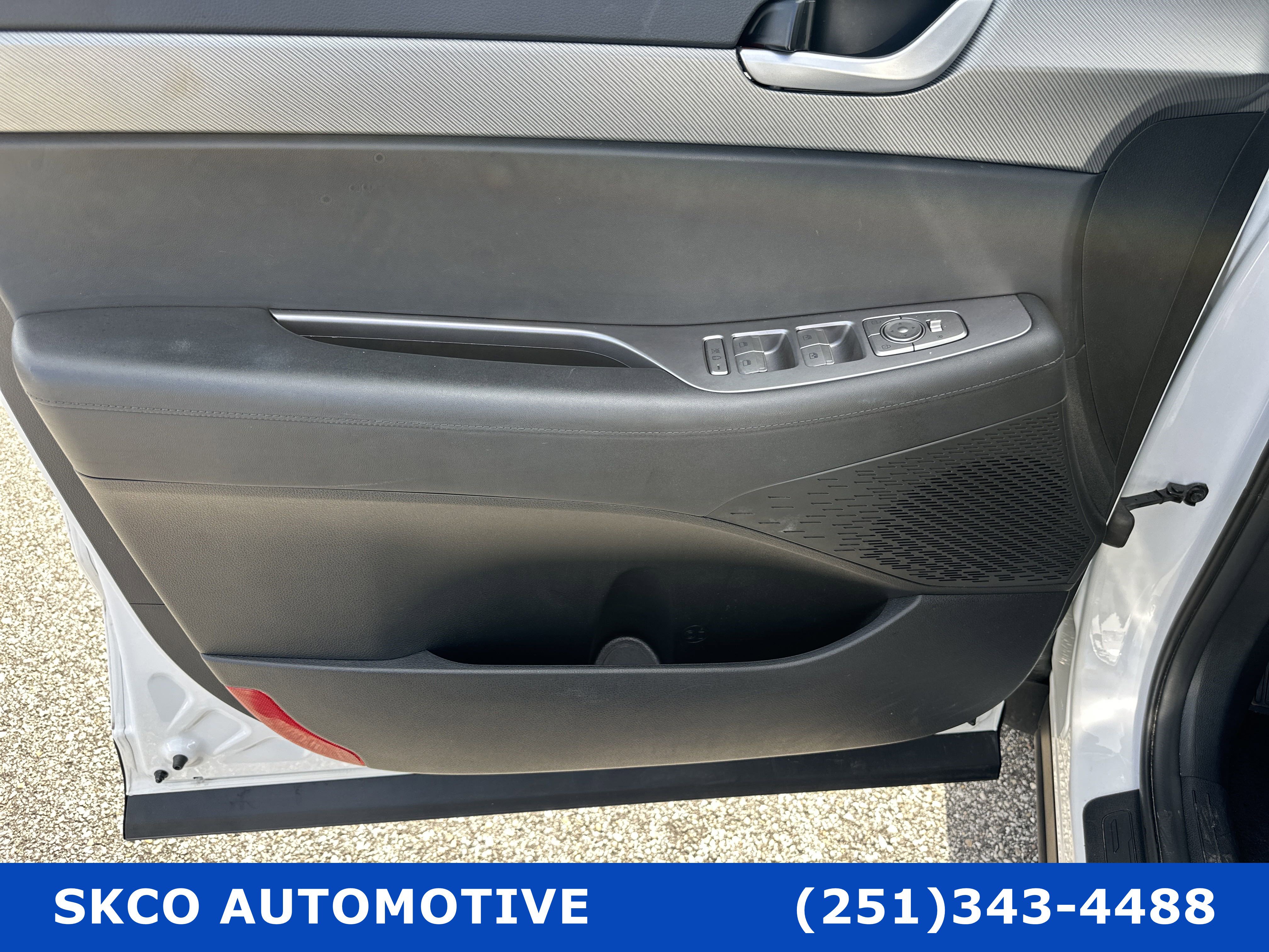 Used 2024 Hyundai Palisade SE image 12