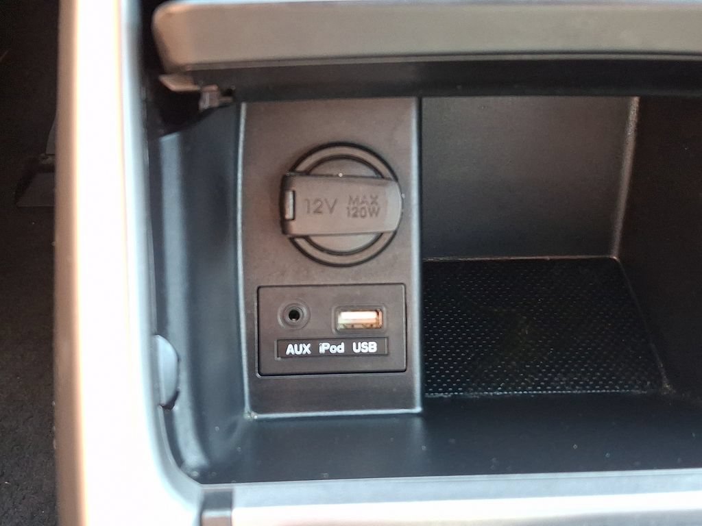 Used 2016 Hyundai Elantra Value Edition FWD image 27