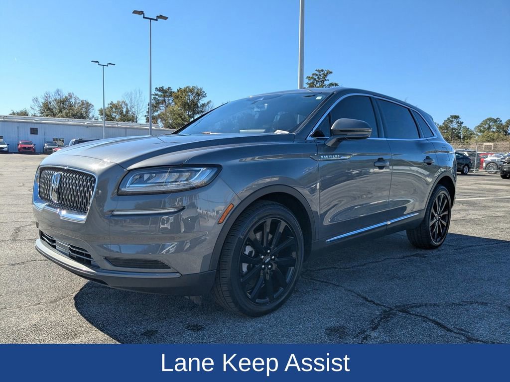 Used 2023 Lincoln Nautilus Reserve w/ Monochromatic Package image 8