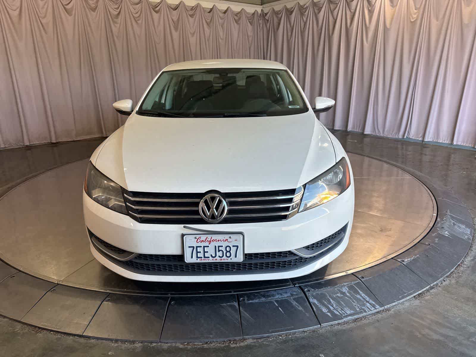 Used 2012 Volkswagen Passat 2.5 S FWD video 2