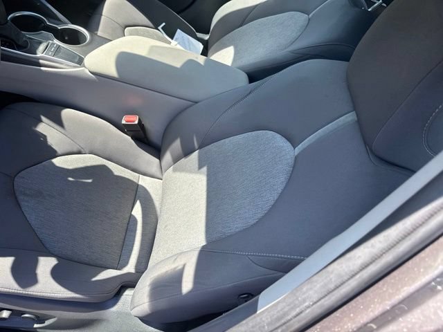 Used 2024 Toyota Camry LE FWD image 11