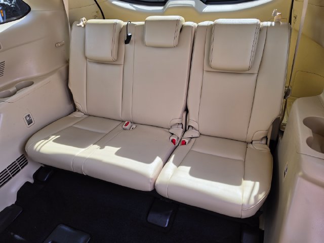 Used 2018 Toyota Highlander XLE AWD/4WD image 18