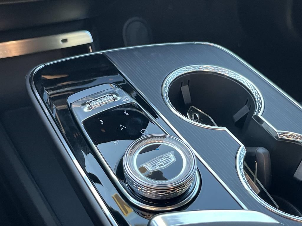 New 2026 Cadillac Lyriq Luxury RWD image 25