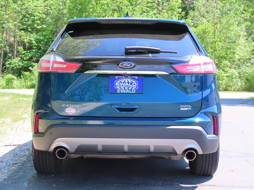 Used 2020 Ford Edge SEL w/ Convenience Package AWD/4WD image 16