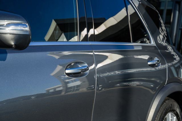 Used 2025 Mercedes-Benz GLE 350 4MATIC image 16