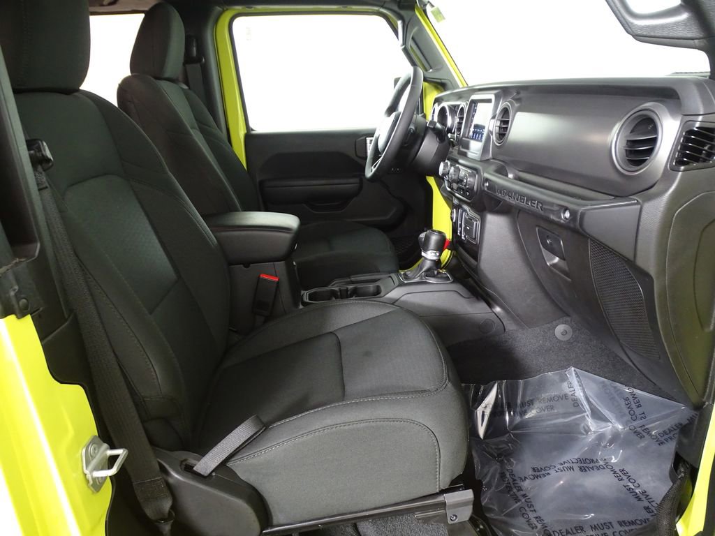 Used 2023 Jeep Wrangler Willys image 13