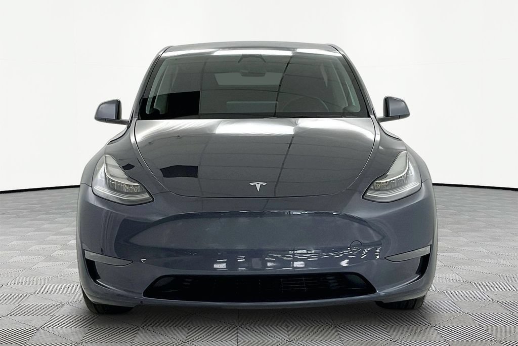 Used 2023 Tesla Model Y Long Range AWD/4WD image 2