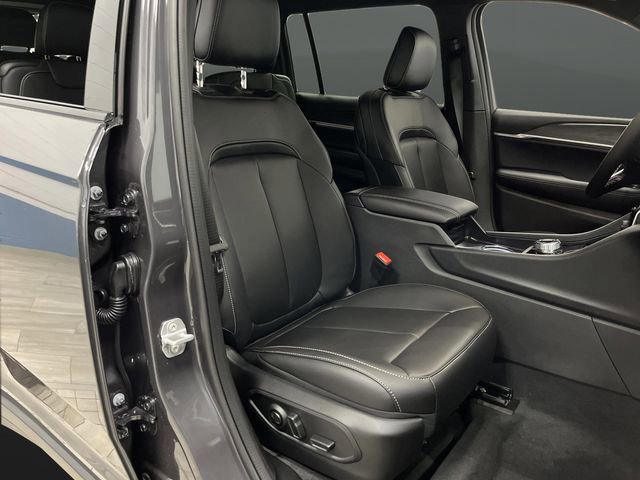 New 2025 Jeep Grand Cherokee L Limited w/ Trailer Tow Package image 30