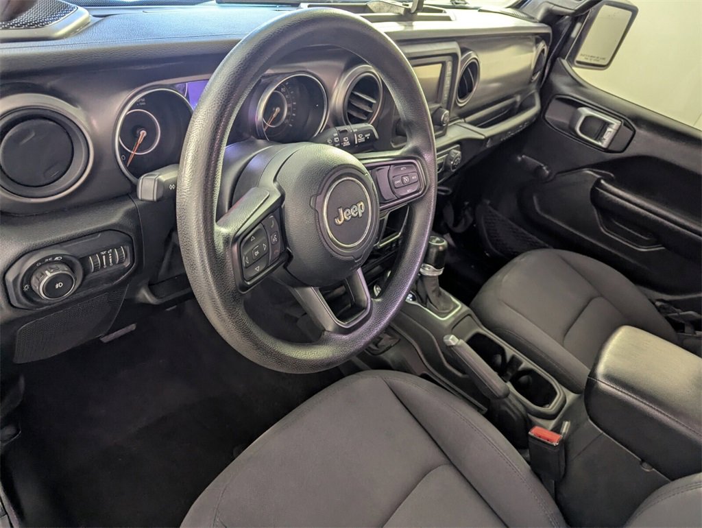 Used 2021 Jeep Wrangler Sport image 12