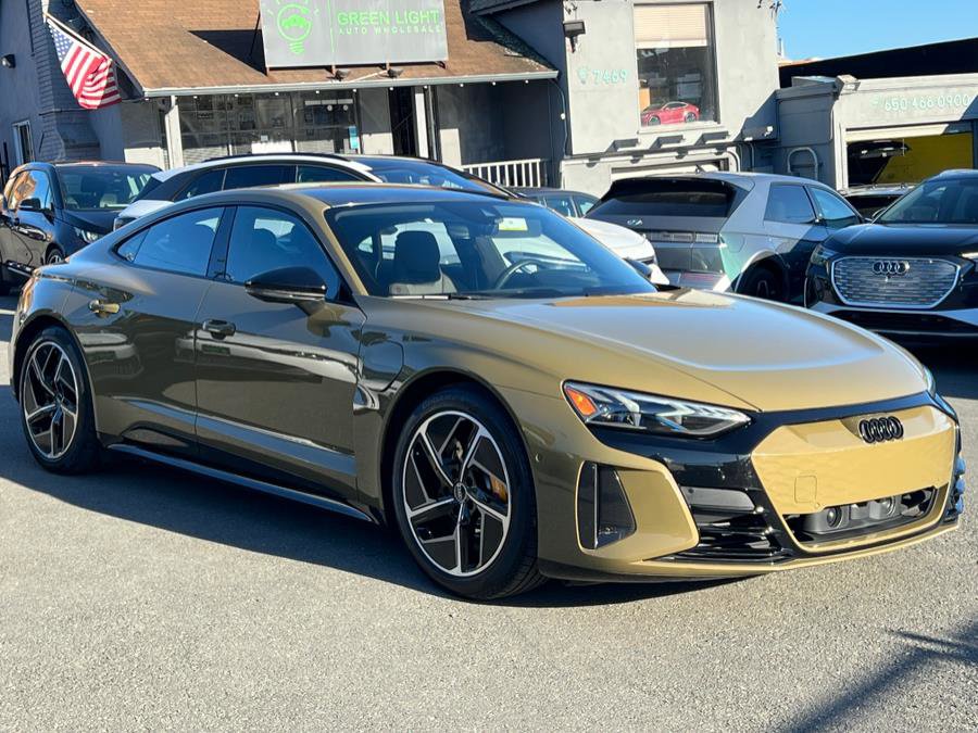 Used 2023 Audi RS e-tron GT w/ Carbon Performance Package image 3