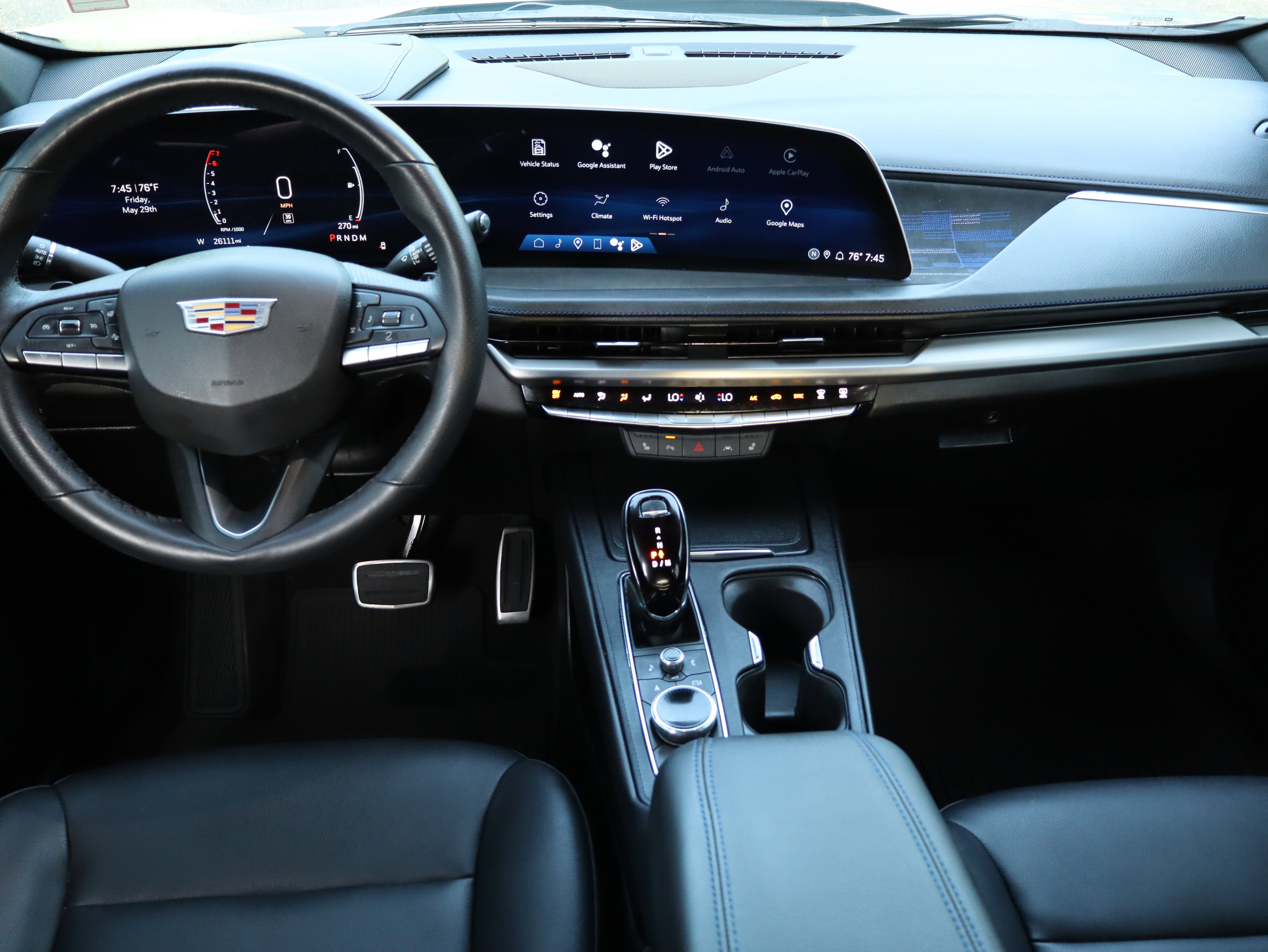 Used 2024 Cadillac XT4 Sport w/ Technology Package FWD image 23