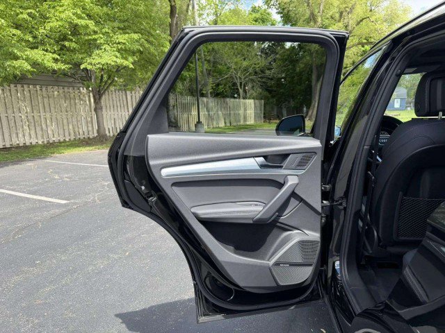 Certified 2024 Audi Q5 2.0T Premium Plus w/ Premium Plus Package AWD/4WD image 22
