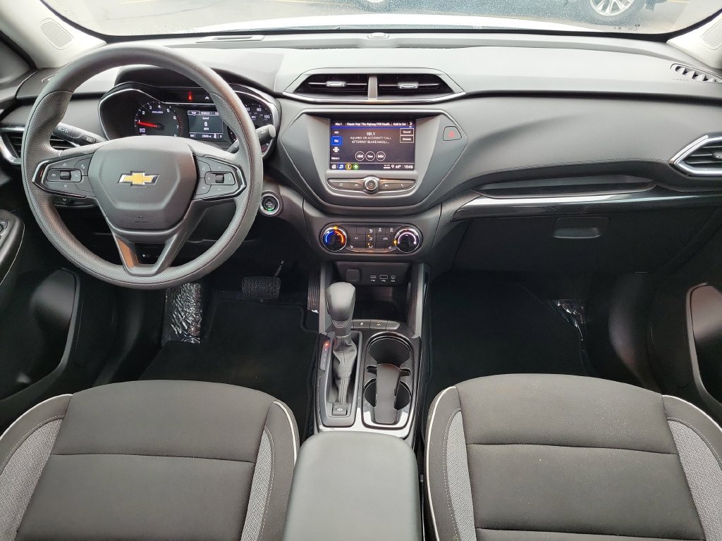 Used 2022 Chevrolet TrailBlazer LT w/ Driver Confidence Package FWD image 13