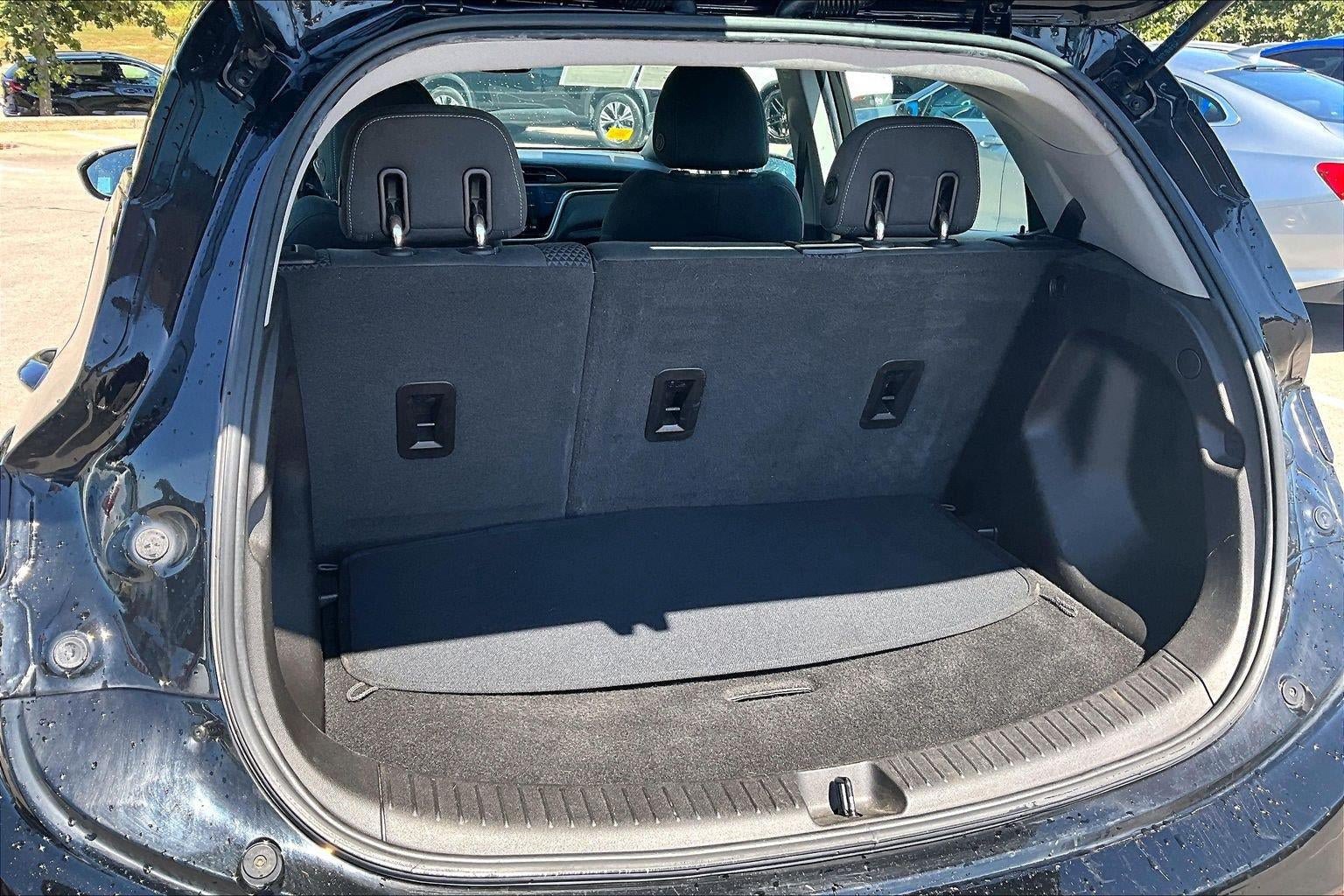 Used 2022 Chevrolet Bolt LT FWD image 4