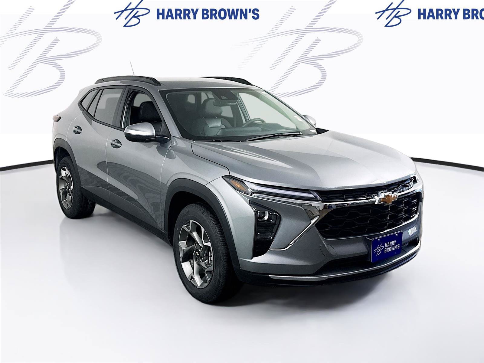 Used 2025 Chevrolet Trax LT FWD image 23