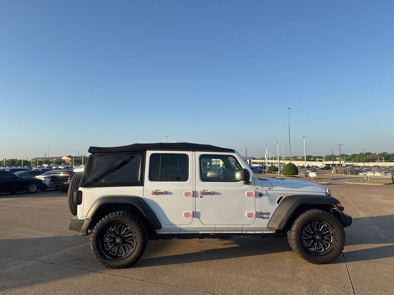 Used 2021 Jeep Wrangler Unlimited Sport image 22