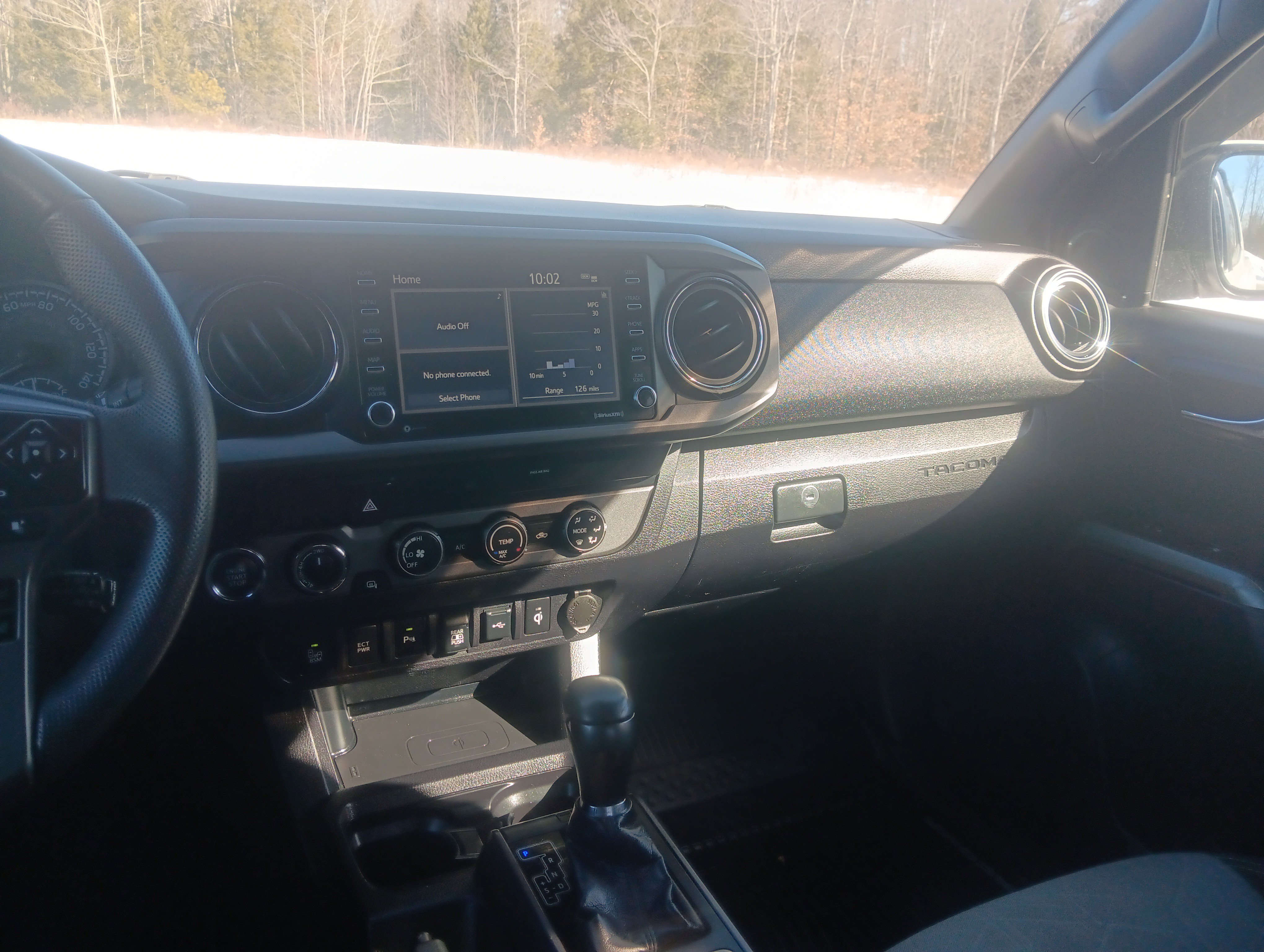 Used 2020 Toyota Tacoma TRD Off-Road w/ Technology Package image 19