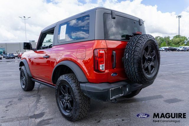 Used 2024 Ford Bronco Black Diamond image 8
