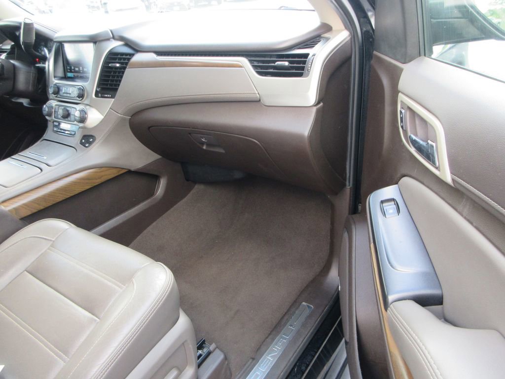 Used 2020 GMC Yukon XL Denali image 20