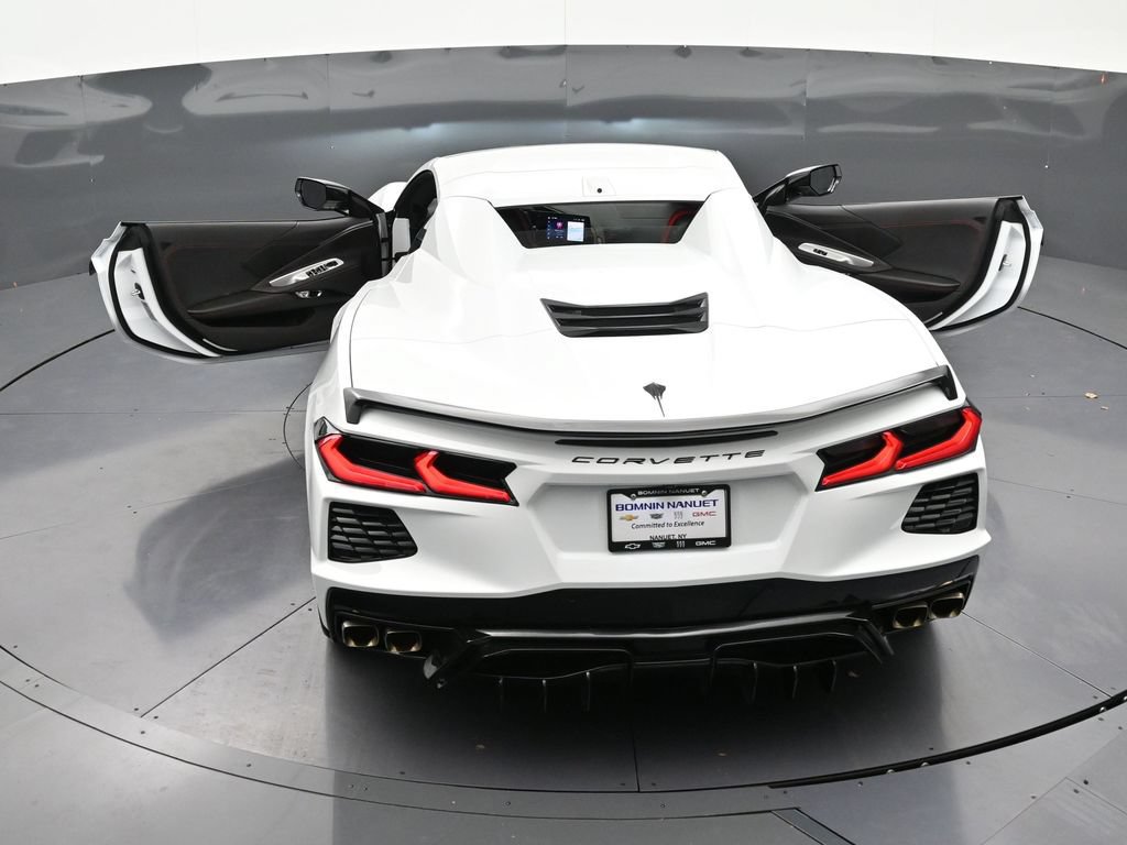 Used 2025 Chevrolet Corvette Stingray Convertible w/ Battery Protection Package RWD image 34