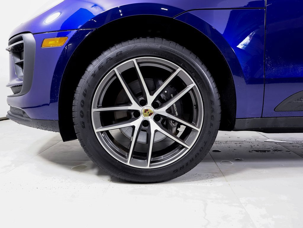 Used 2023 Porsche Macan image 22