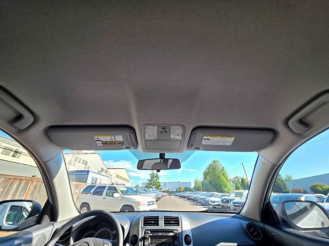 Used 2012 Toyota RAV4 FWD w/ Value Pkg image 33